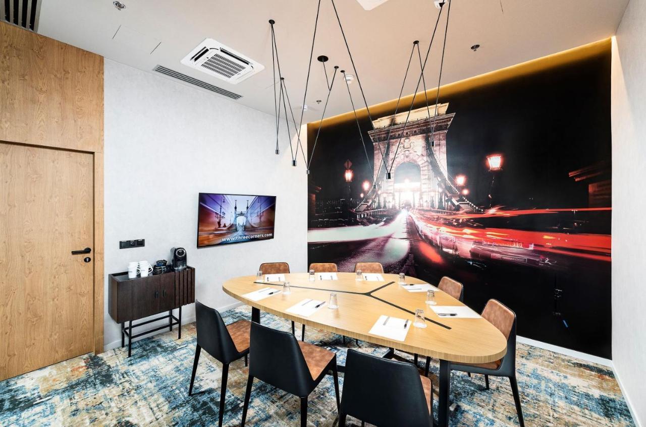 Three Corners Downtown Hotel بودابست المظهر الخارجي الصورة